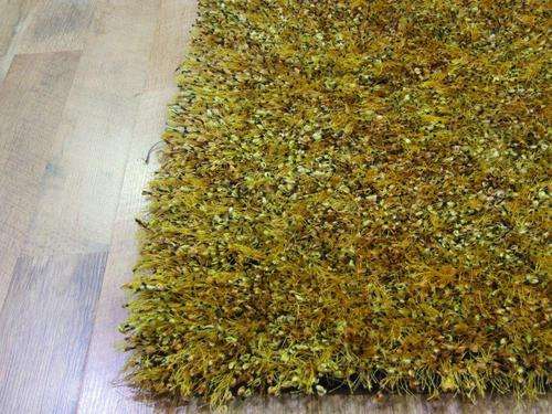 HANDWOVEN SHAGGY CARPET
