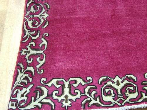 RUGS & CARPETS