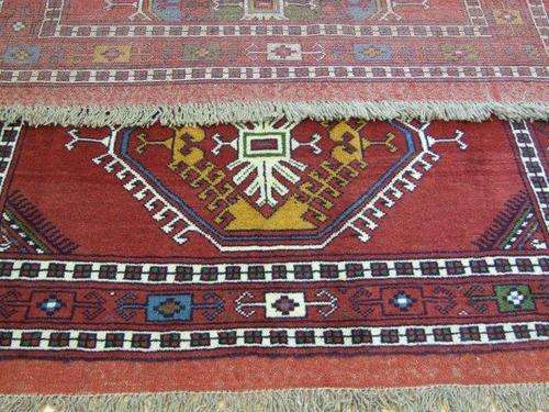 PERSIAN & ORIENTAL RUGS & CARPETS