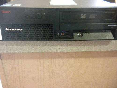 Lenovo ThinkCentre M55e 9380/3GHZ/1 GIG DDRII/80 GIG SATA/DVD RW