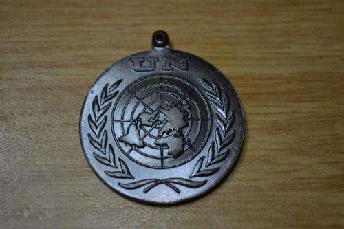 Full size UN Medal.