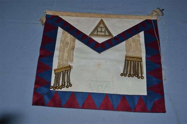 Masonic apron 4