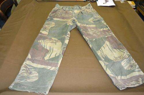 Rhodesian Camo Trousers. Waist 42cm. Waist to anckle 102cm.