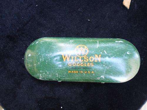 Retro Wilsonâs Goggles in their original tin container