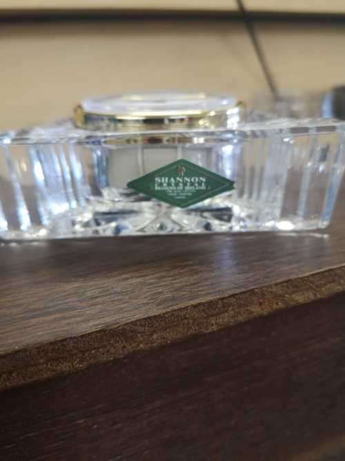 Small mantle clock