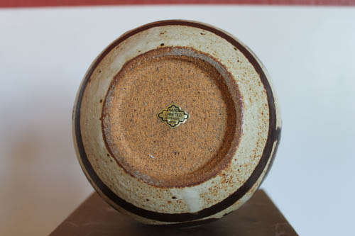 Otagiri stoneware pot