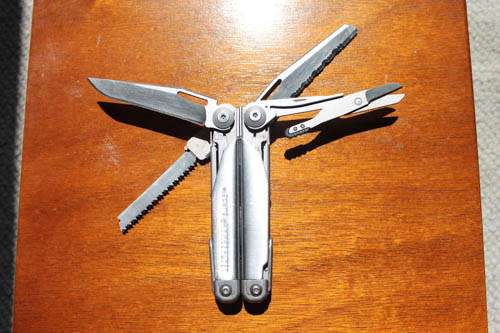 Leatherman Surge