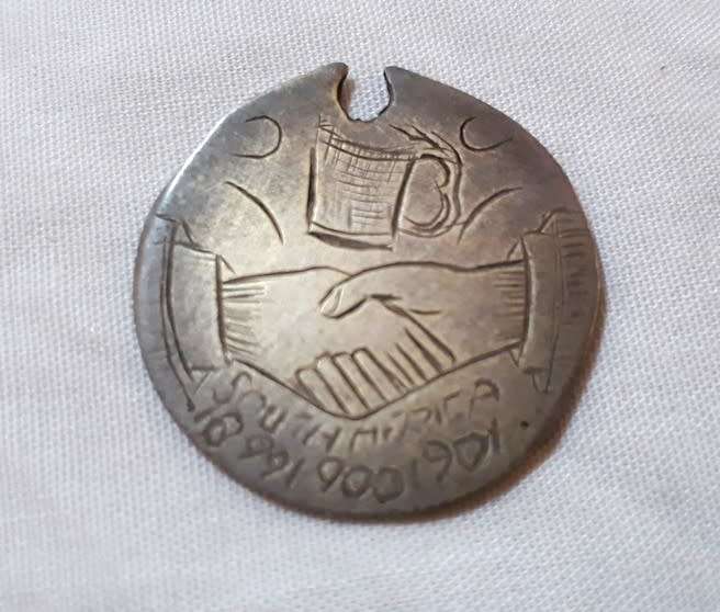 ## LOT OF 8 ASSORTED ZAR-TRENCH ART-BOER WAR-PAUL KRUGER SILVER SHILLINGS (lot 1of2)-grab n` bargain