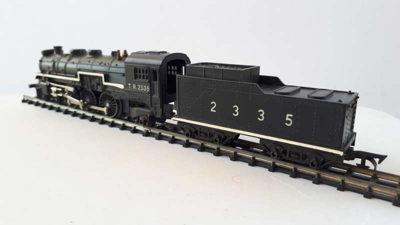 Tri-Ang locomotive HO TR2335 with tender