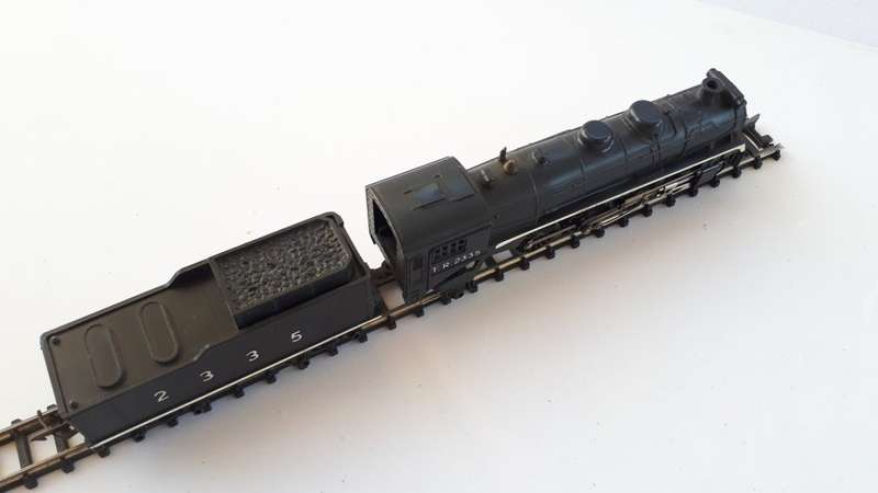 Tri-Ang locomotive HO TR2335 with tender