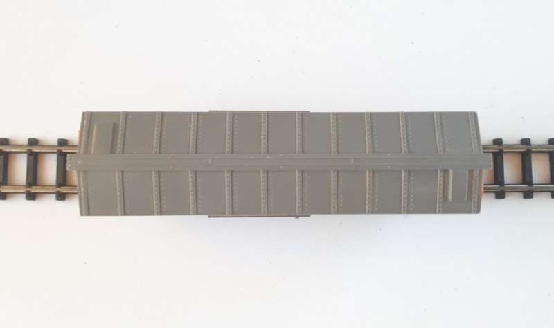 HO Scale Tri-Ang Railways TR22831 Train Car