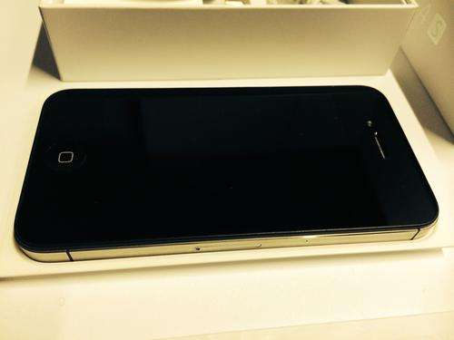 iPhone 4s 32Gb GREAT CONDITION!