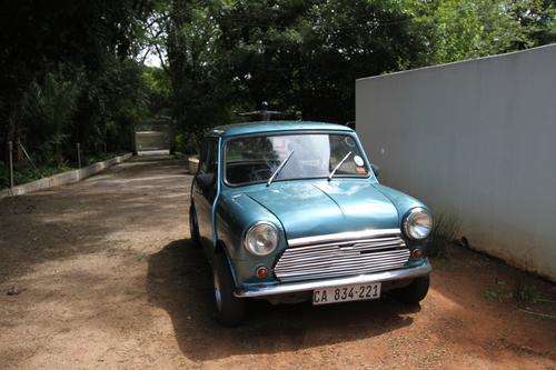 Fantastic reconditioned Bullnose Mini 1974