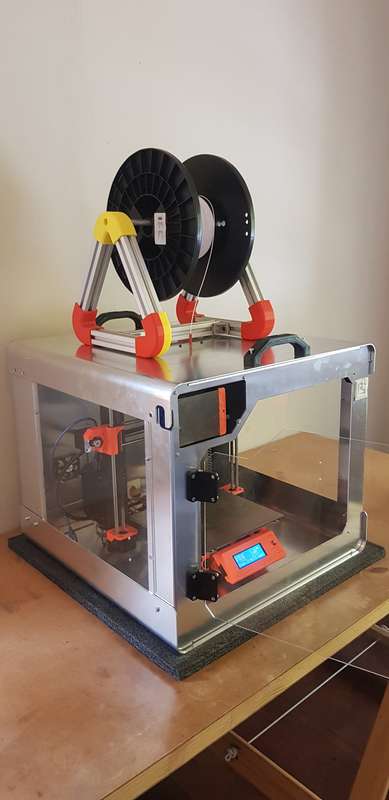 The ORIGINAL Prusa i3 3D Printer (MK2.5)  - Aluminium Heat Enclosure - Free Filament Spools