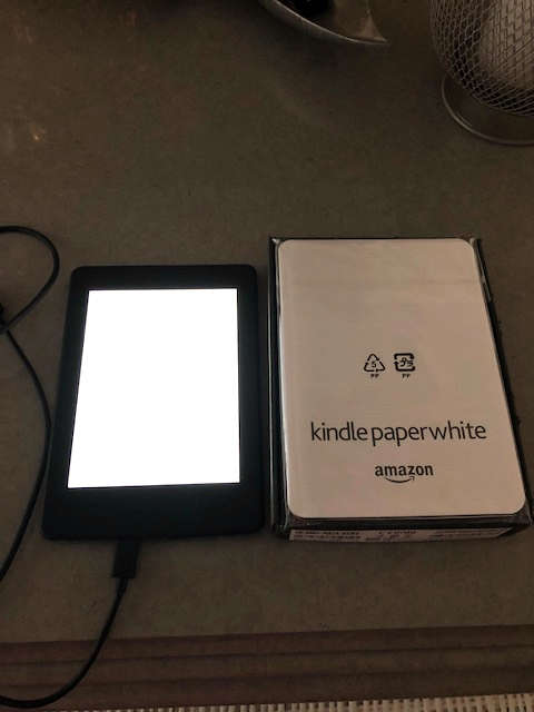 Amazon Kindle  Kindle Paperwhite  2 GB  Wi-Fi