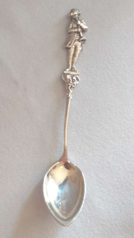 Solid Silver teaspoon musicians (3)