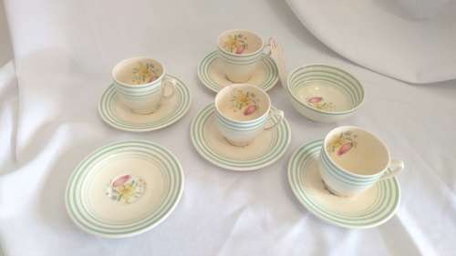 Suzie Cooper demitasse 4 x coffee duos & Sunshine Meaking coffee pot