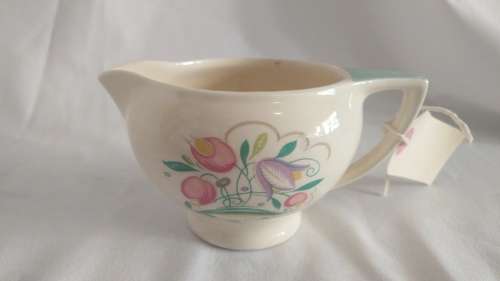 Suzie Cooper sugar basin Dresden spray pattern issued 1935