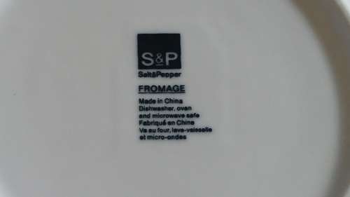 Designed by Salt and Pepper modern collectable Fromage / Cheese dish Brie large