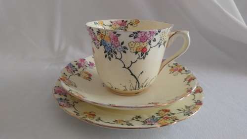 Flower power Crown Staffordshire Tea Trio