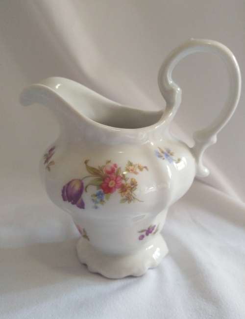 Beautiful floral Spring/Lente Huguenot Royale Fine China collection - Sugar and Milk jug