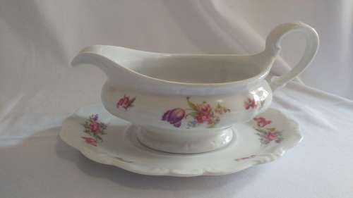 Beautiful floral Huguenot Royale Fine China collection - Large Sauce boat with underplate