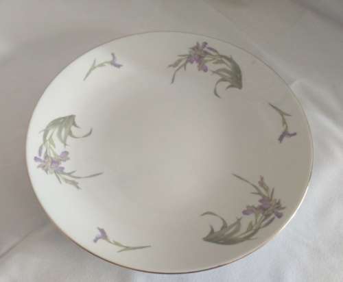 Lovely Festive 3 cake plate collection England, China and France