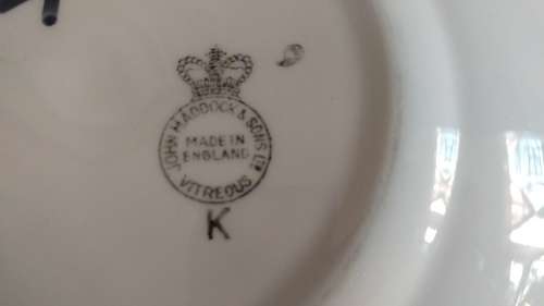 Lovely Festive 3 cake plate collection England, China and France