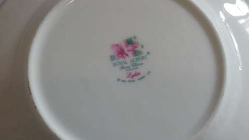 Royal Albert Lydia pattern Beautiful Cake plate