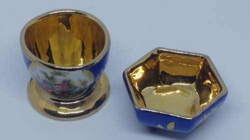 Stunning Blue and Gold ceramic romantic scene Egg cup and saltbush
