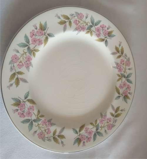 Snowwhite flower parade 6 Side plate design Jonhson Bros made in England