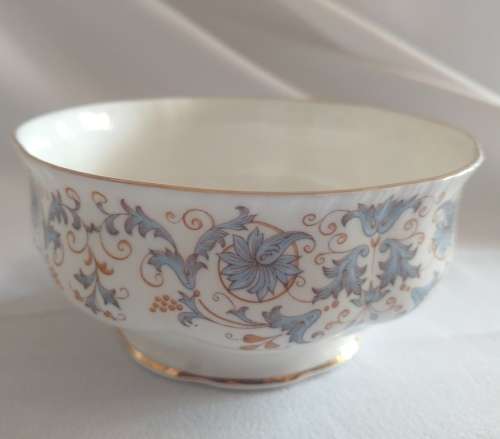 Elegant Paragon Tuscany Blue, White and gold design fine bone China Sugar basin 1952-1956