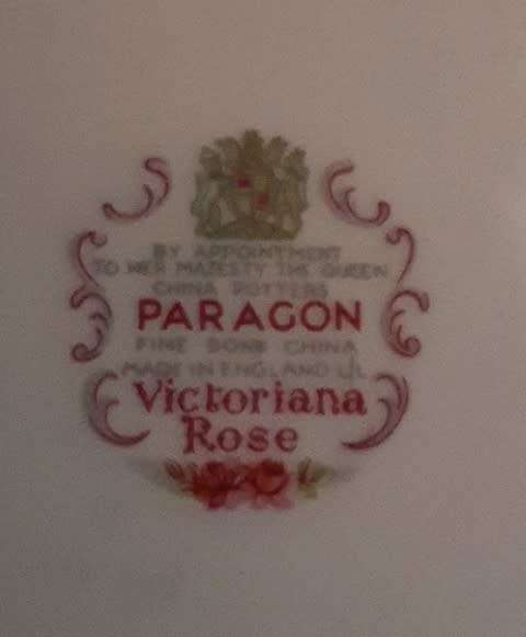 A Paragon Bone China Victoriana Rose pattern cake plates