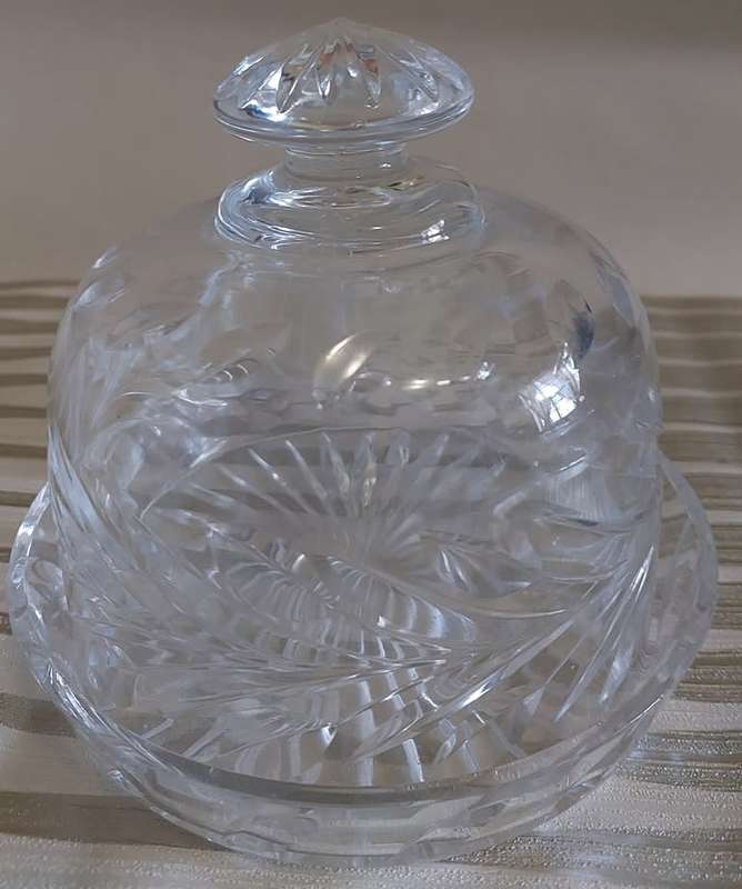 Stunning Crystal Cheese dish