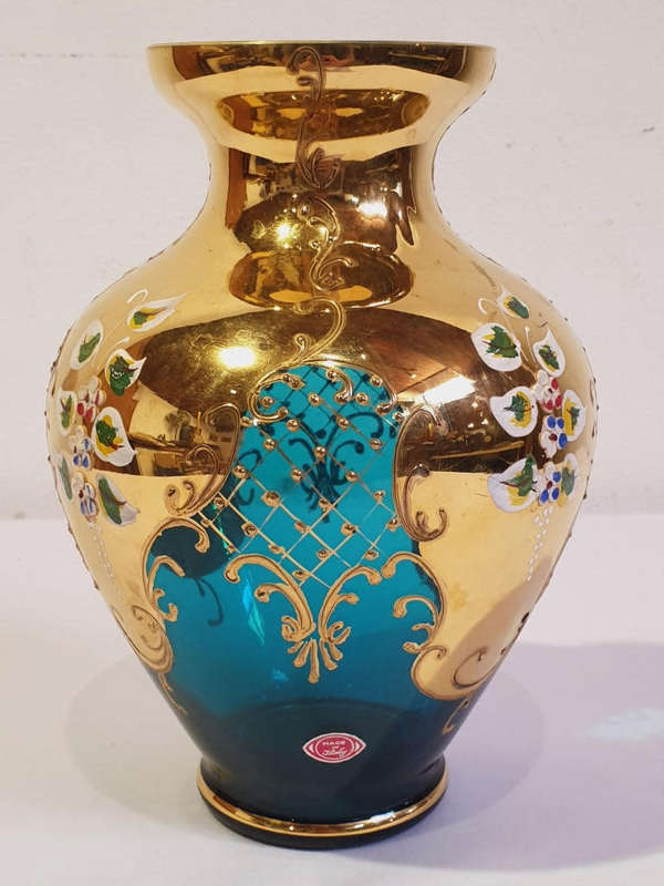 Stunning Italian Emerald Coloured Glass Baluster-shaped Flower Vase with gilt overglaze decoration