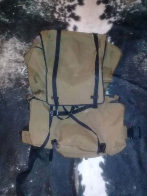 ***SADF BACKPACK/H-FRAME/BATTLEJACKET PATT.83/GROUND SHEET/R4/5 MAGAZINE***