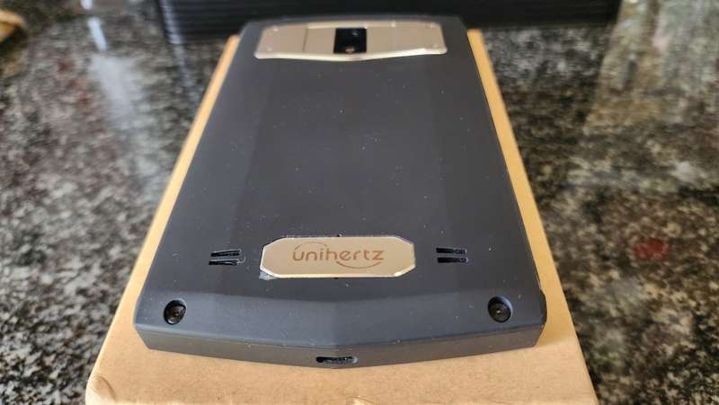 Unihertz Titan smartphone
