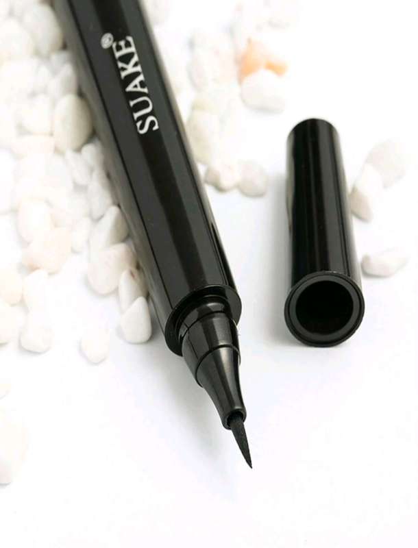 Black Eyeliner