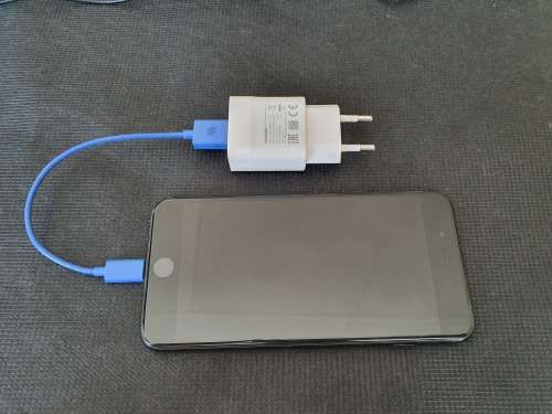 Apple IPHONE 7 PLUS - Mint-Excellent Condition