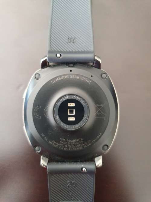SAMSUNG Gear Sport Smartwatch - MINT Condition