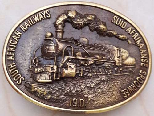 OLD SA RAILWAYS COAL TRAIN LOCOMOTIVE 19D BUCKLE