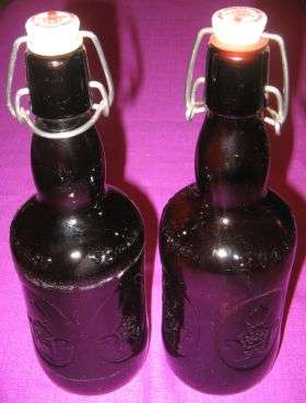 2 BRAUER BIER BROWN BOTTLES