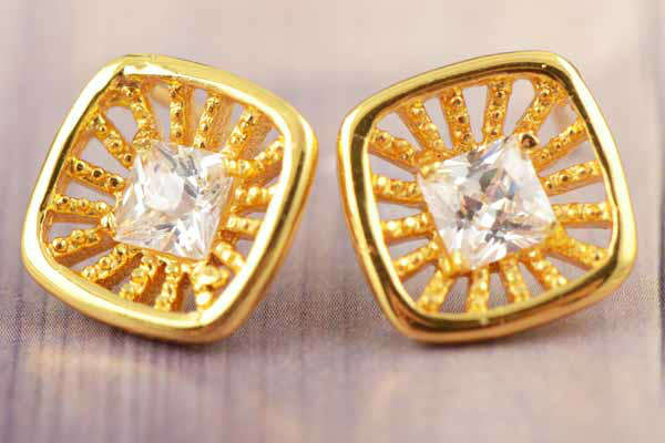 sparkling  GF Flawless CZ Stud Earrings,G904   (A15*)
