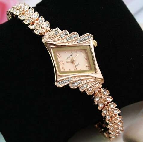 LADIES CRYSTAL WATCH