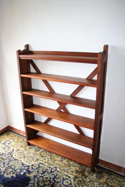 STUNNING TEAK BOOKSHELF