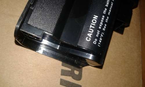 New battery for Dell Inspiron and Dell Vostro (Slight damage)