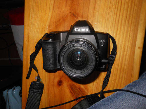 Canon EOS 3 in excellent condition.
