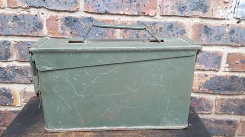 SADF Metal ammunition box - Used for explosives