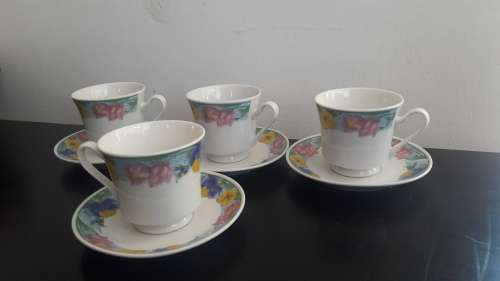 Beautiful set of 4 Regent China duo's - Excelent condition