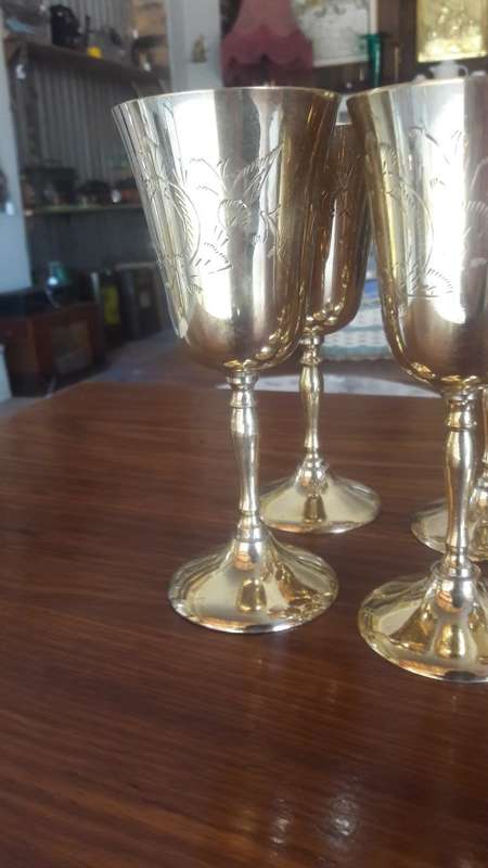 Set of 6 Brass goblets - 15cm Height